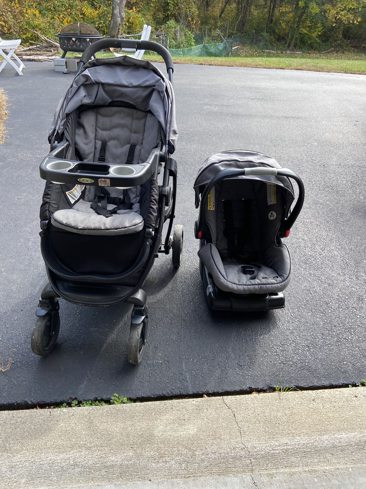 Graco Baby Stroller With Car Seat