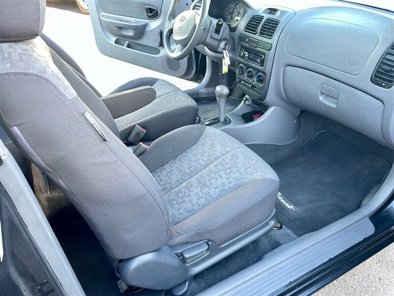 2005 Hyundai ACCENT GLS