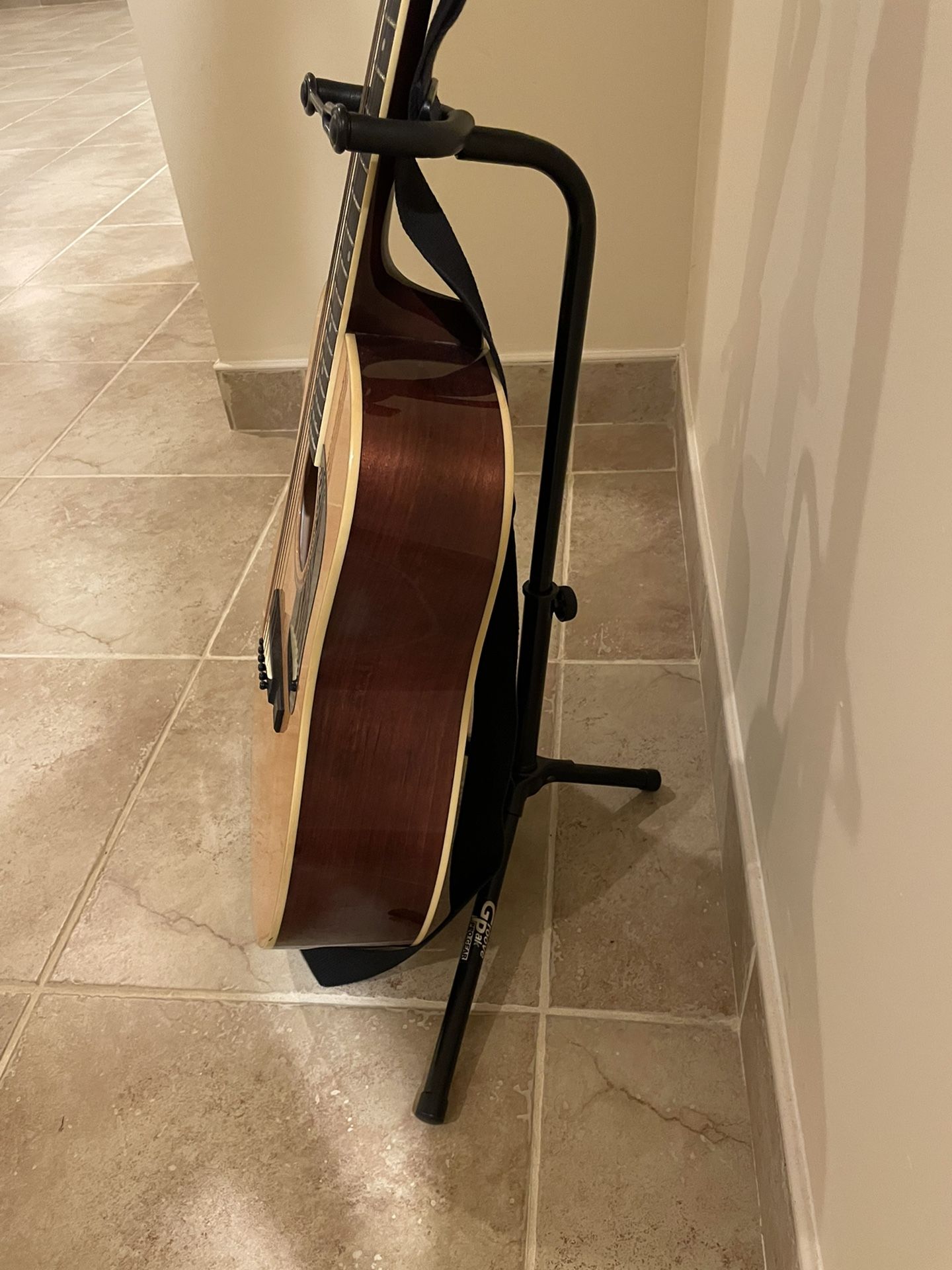 Washburn G30 6-String Acoustic Guitar