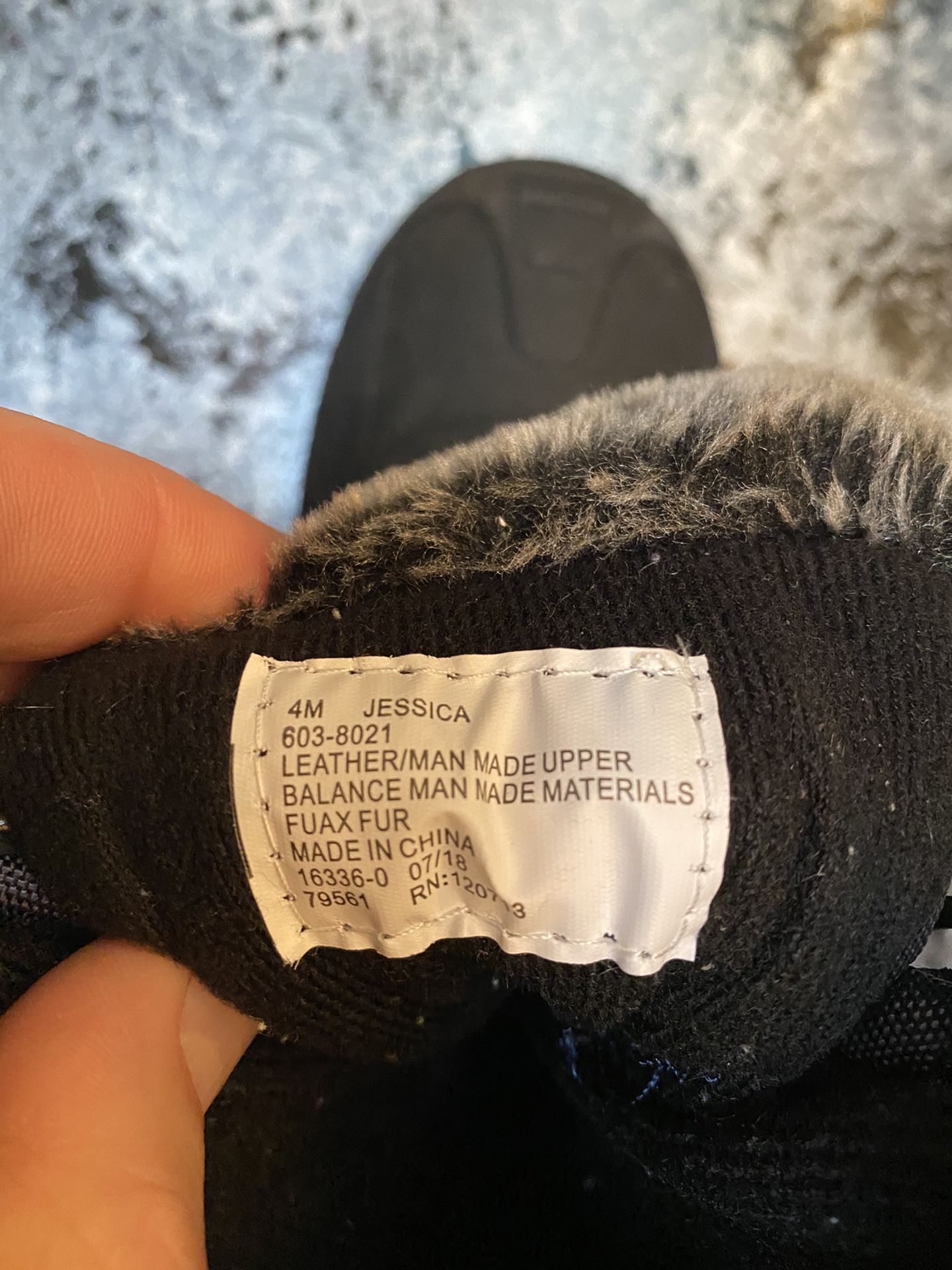 Totes Girls Winter Boots Size 4