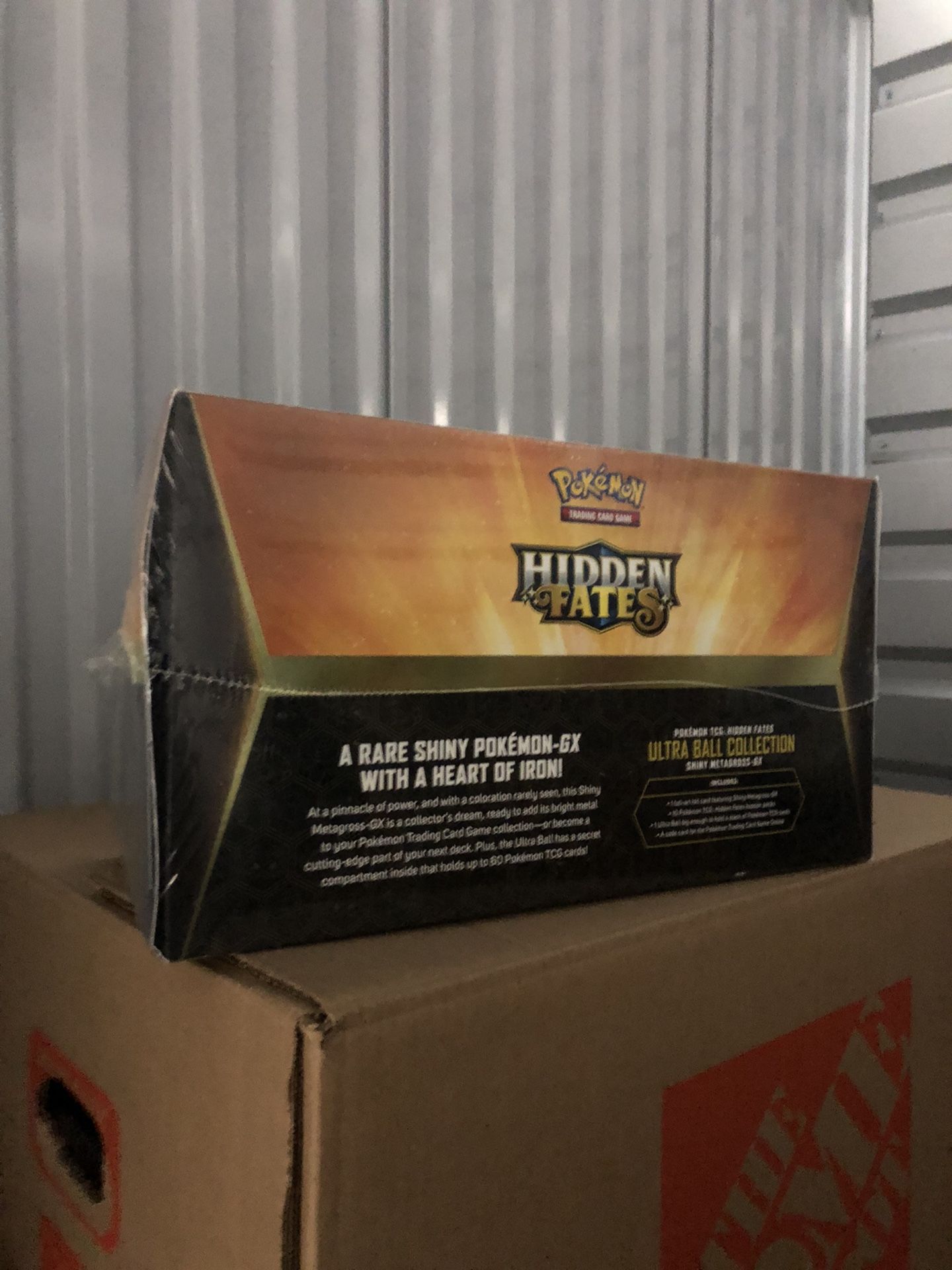Ultra Ball Hidden Fates Collection Pokemon