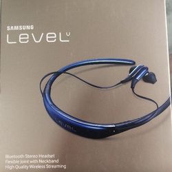Samsung Level U Wireless Headphones (Open Box)  Thumbnail
