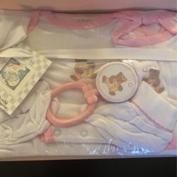 4 Piece Baby Gift Set w/ Wood Organizer Thumbnail