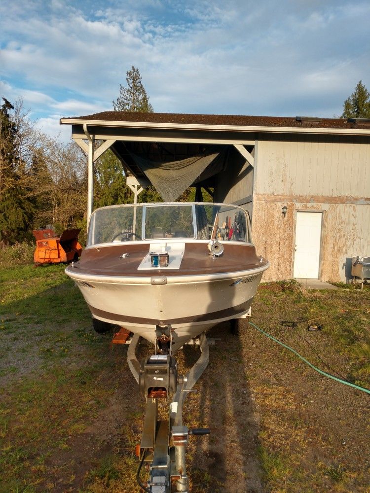 19' Larson Boat And Trailer No Motors