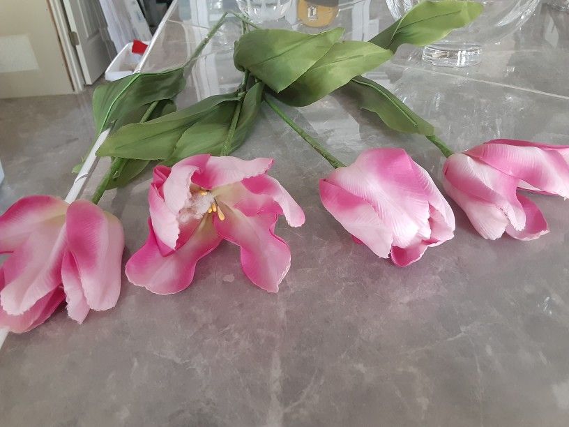 12 Stems Of High End Wired Pink Tulips (New) 16 Dozen Available