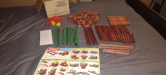 1979 Lincoln Logs.  All Pieces Are There Thumbnail
