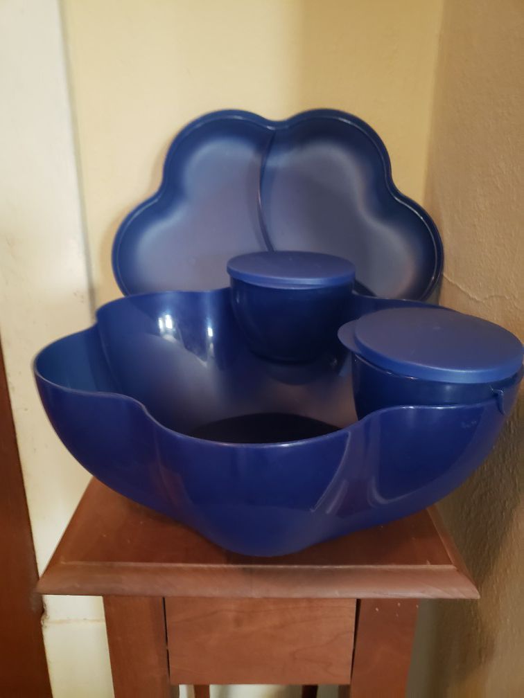 Tupperware party bowl