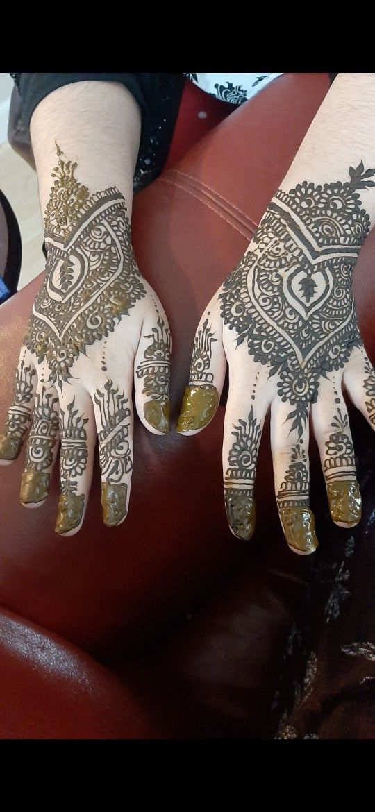 Henna. Pm If Interested
