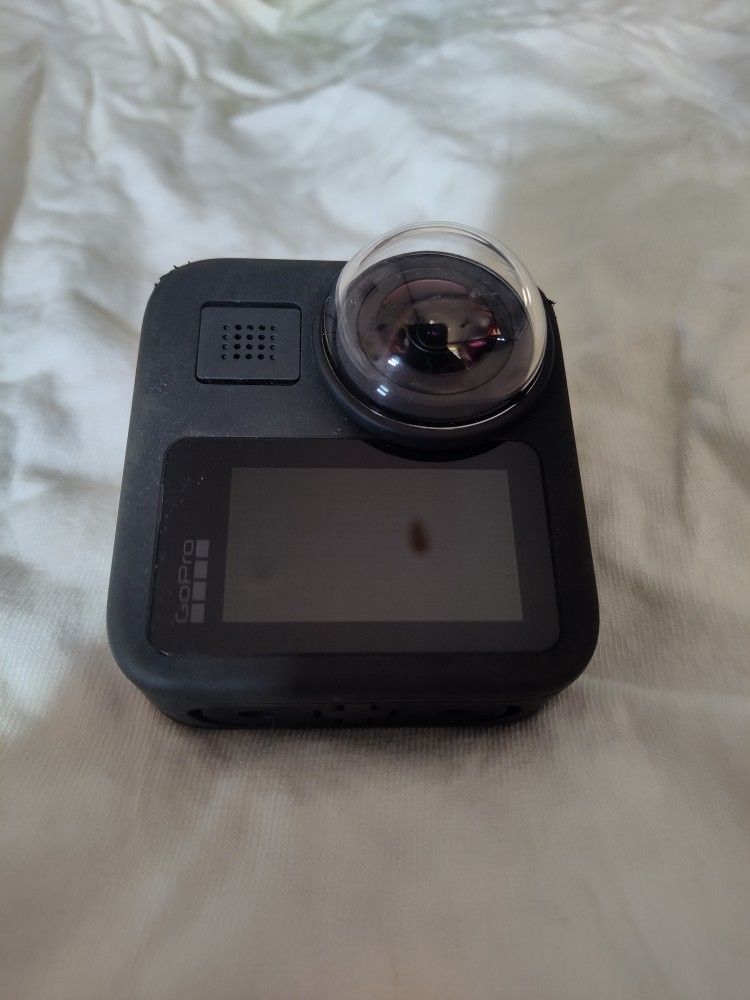 Go Pro MAX
