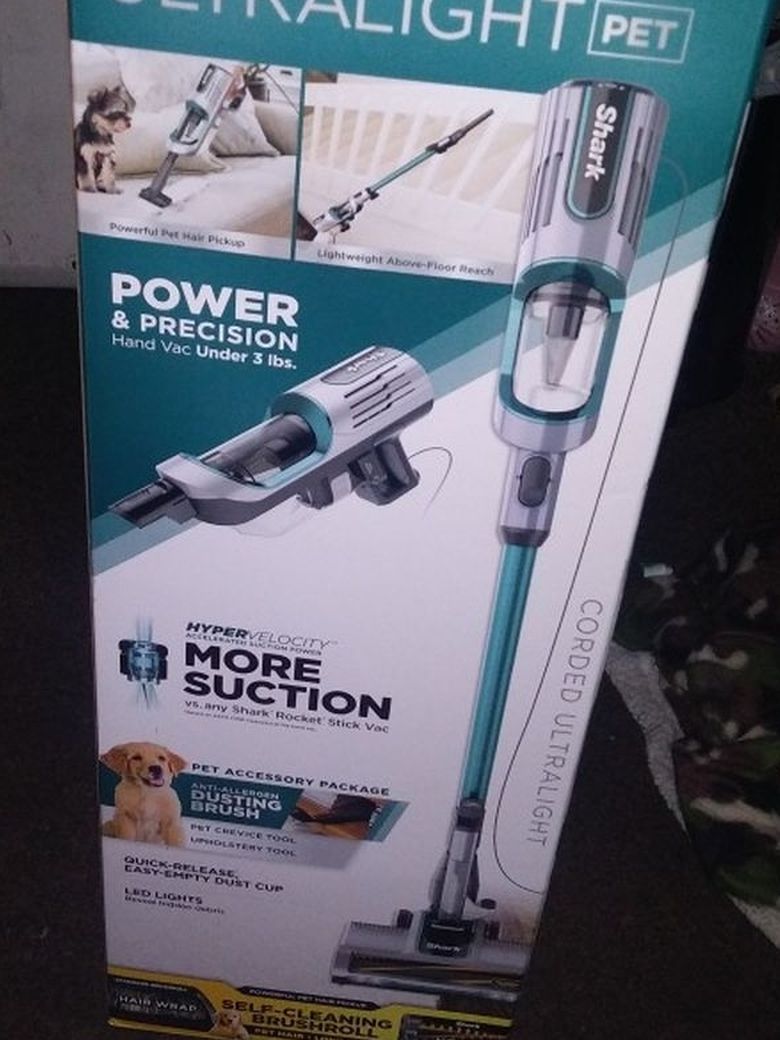 SHARK ultralight Vacuum
