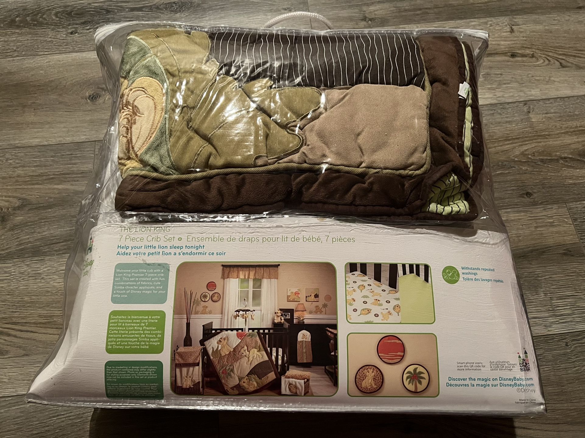 The Lion King 7 Pieces Crib Set And Diaper Stacker