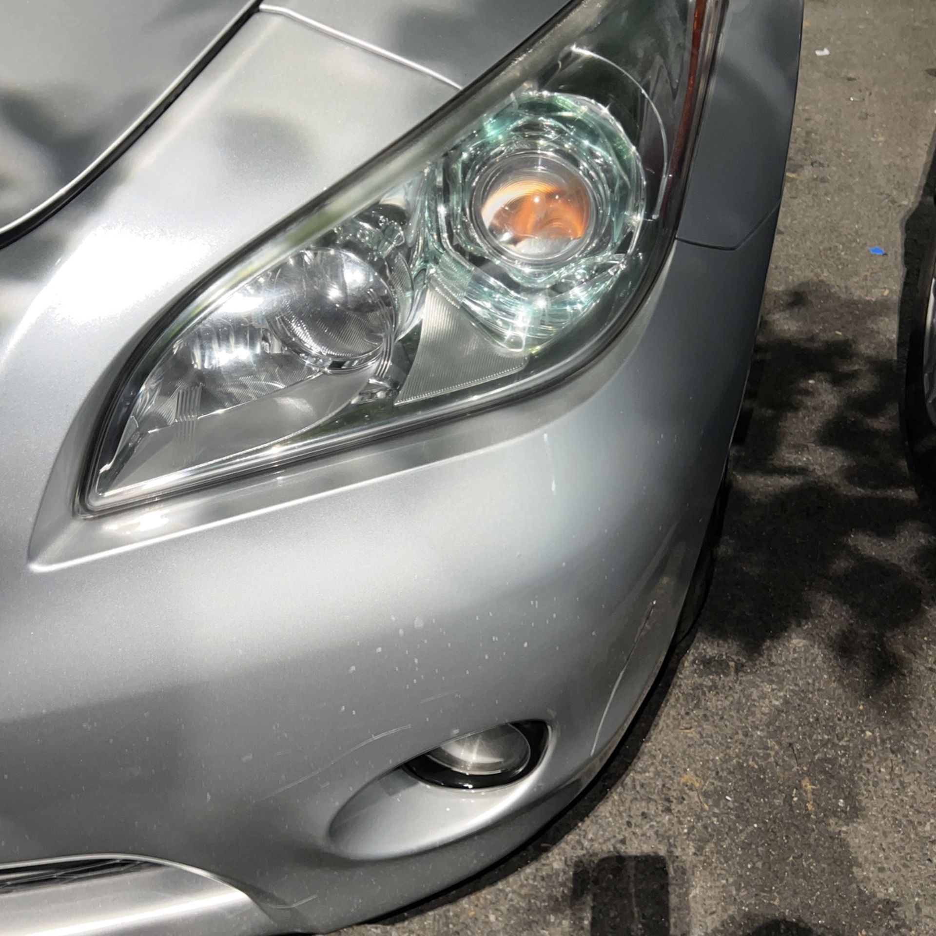 2013 Infiniti M37x OEM Headlights