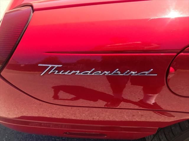 2005 Ford Thunderbird
