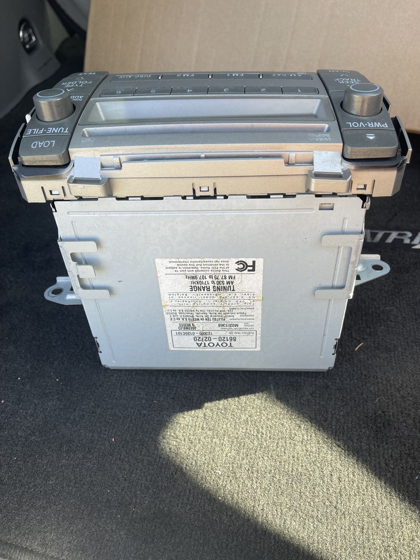 2009 toyota matrix s factory radio