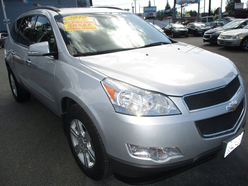 2010 Chevrolet Traverse LT