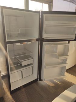 Sale!! 15% Off (AA) Black GE Top Freezer Refrigerator-Warranty Included  Thumbnail