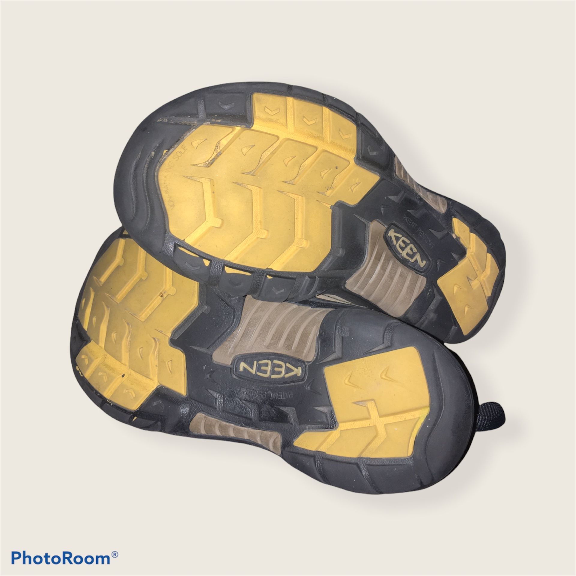 Keen Shoe