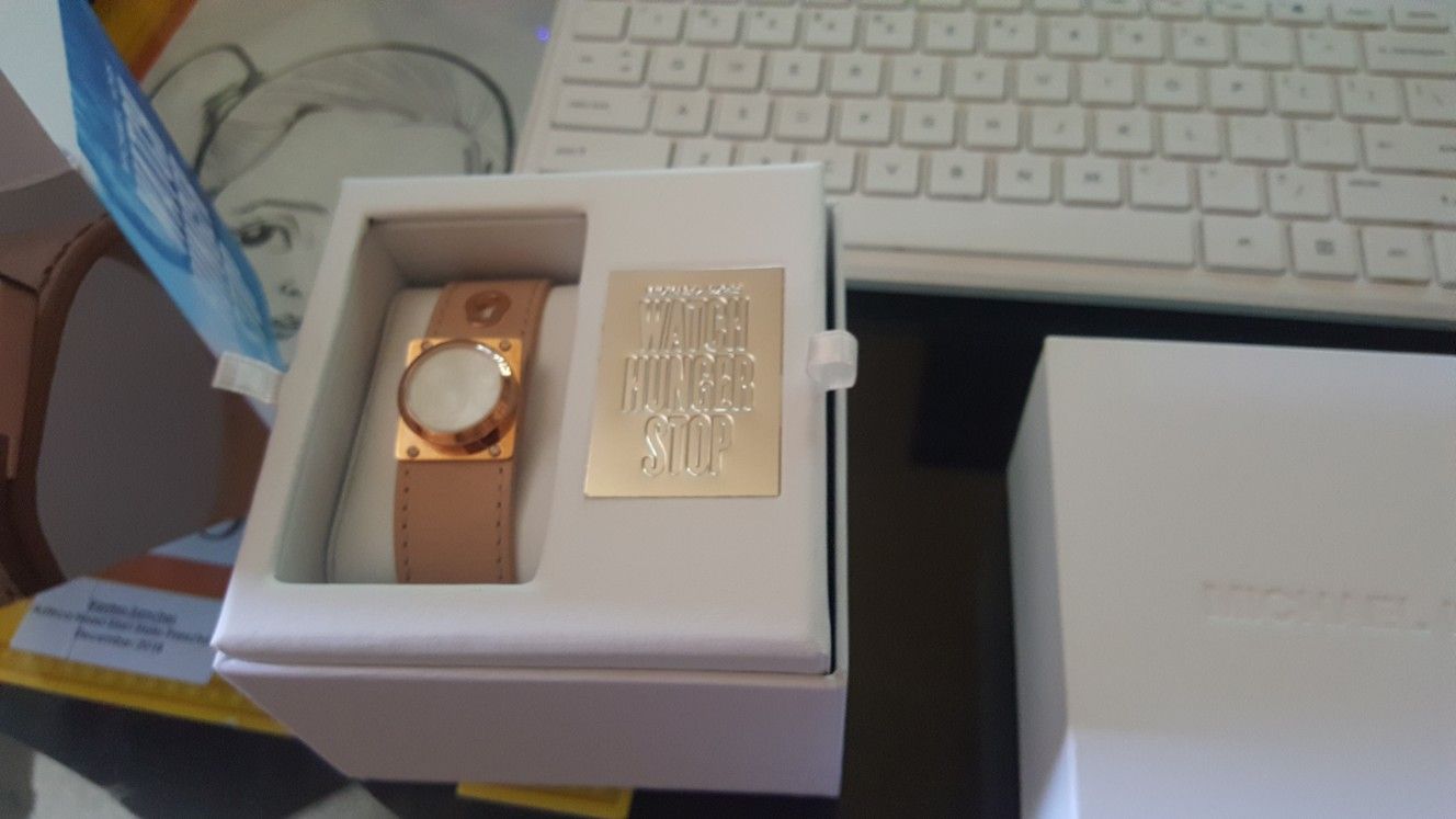Michael Kors activity tracker