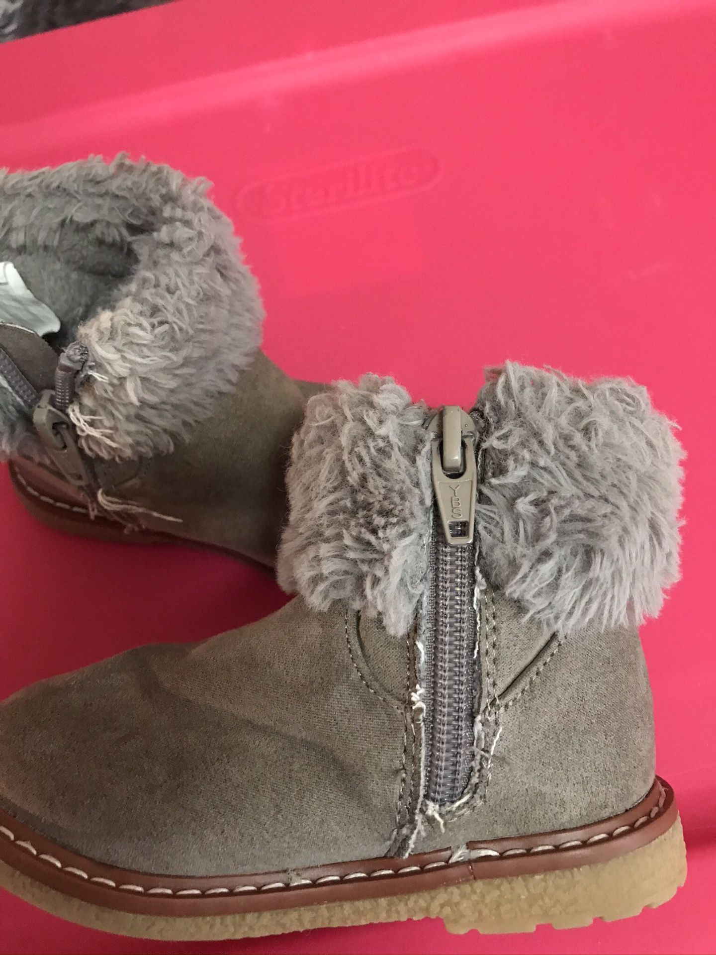 Baby girls boots Size 7 T