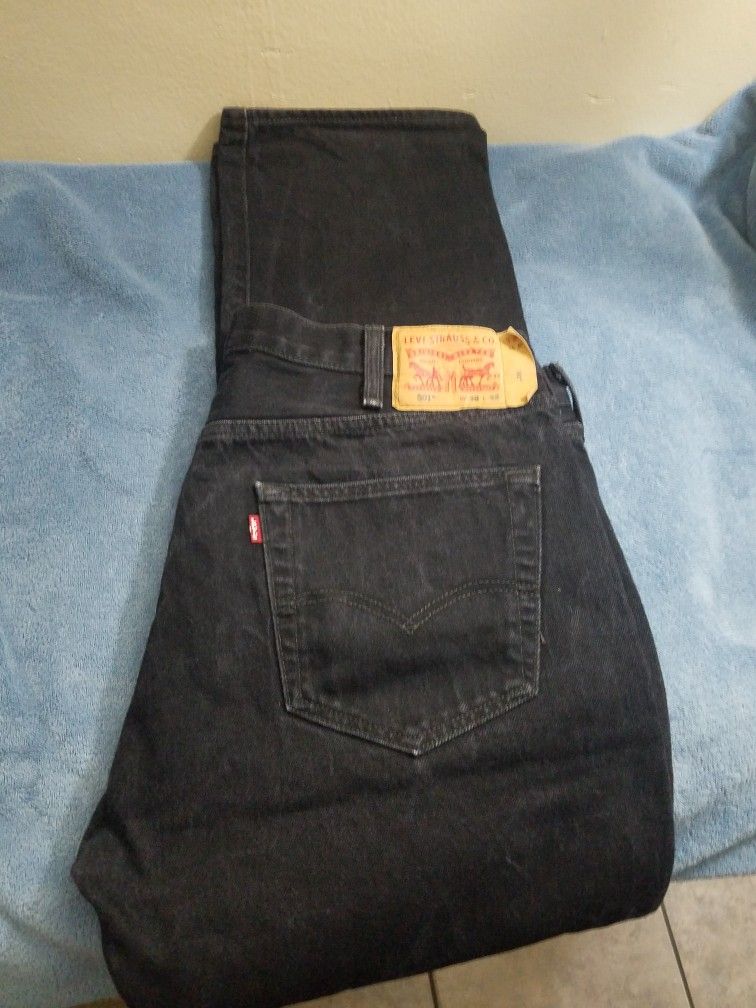 Pantalón de mezclilla Levi Strauss 501 Size 38X32 El Pantalon Es Seminuevo