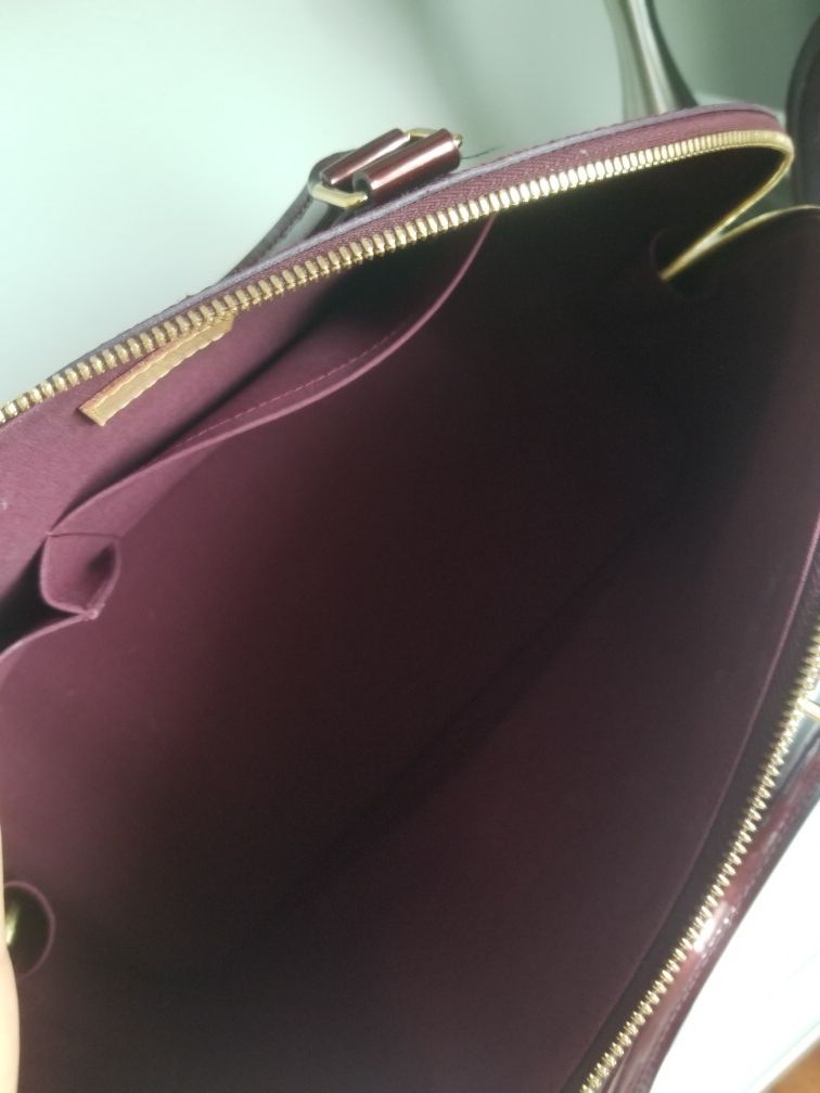 Louis Vuitton GM handbag