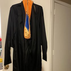 KSU  Master Degree Graduation Gown & Cap Thumbnail