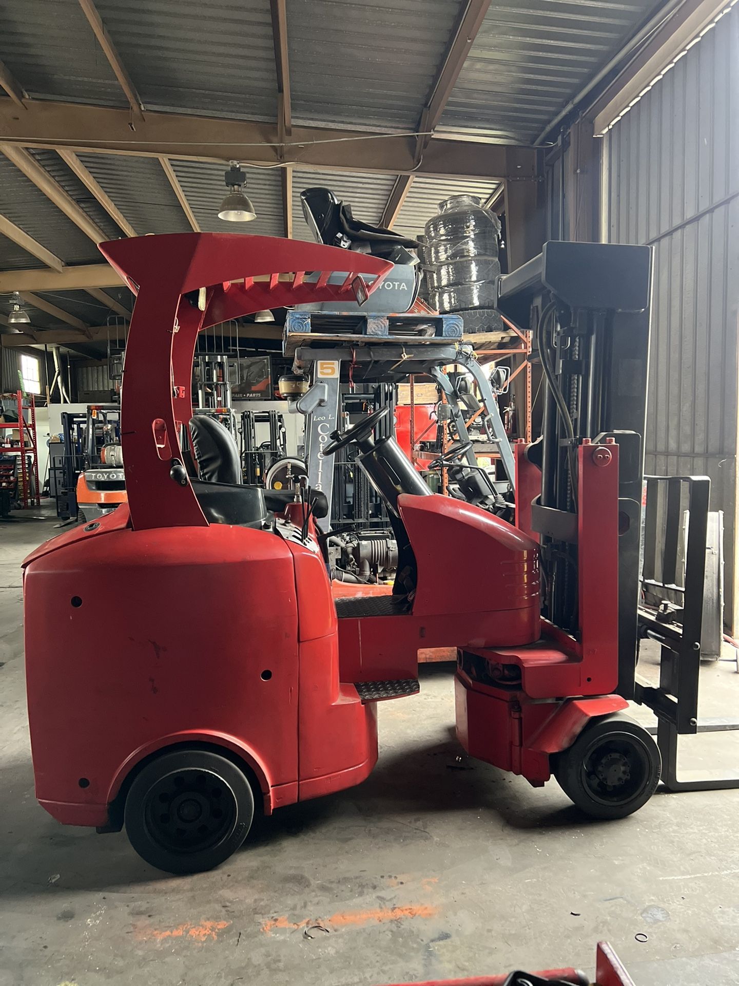 FLEXI-BENDI ELECTRIC FORKLIFT