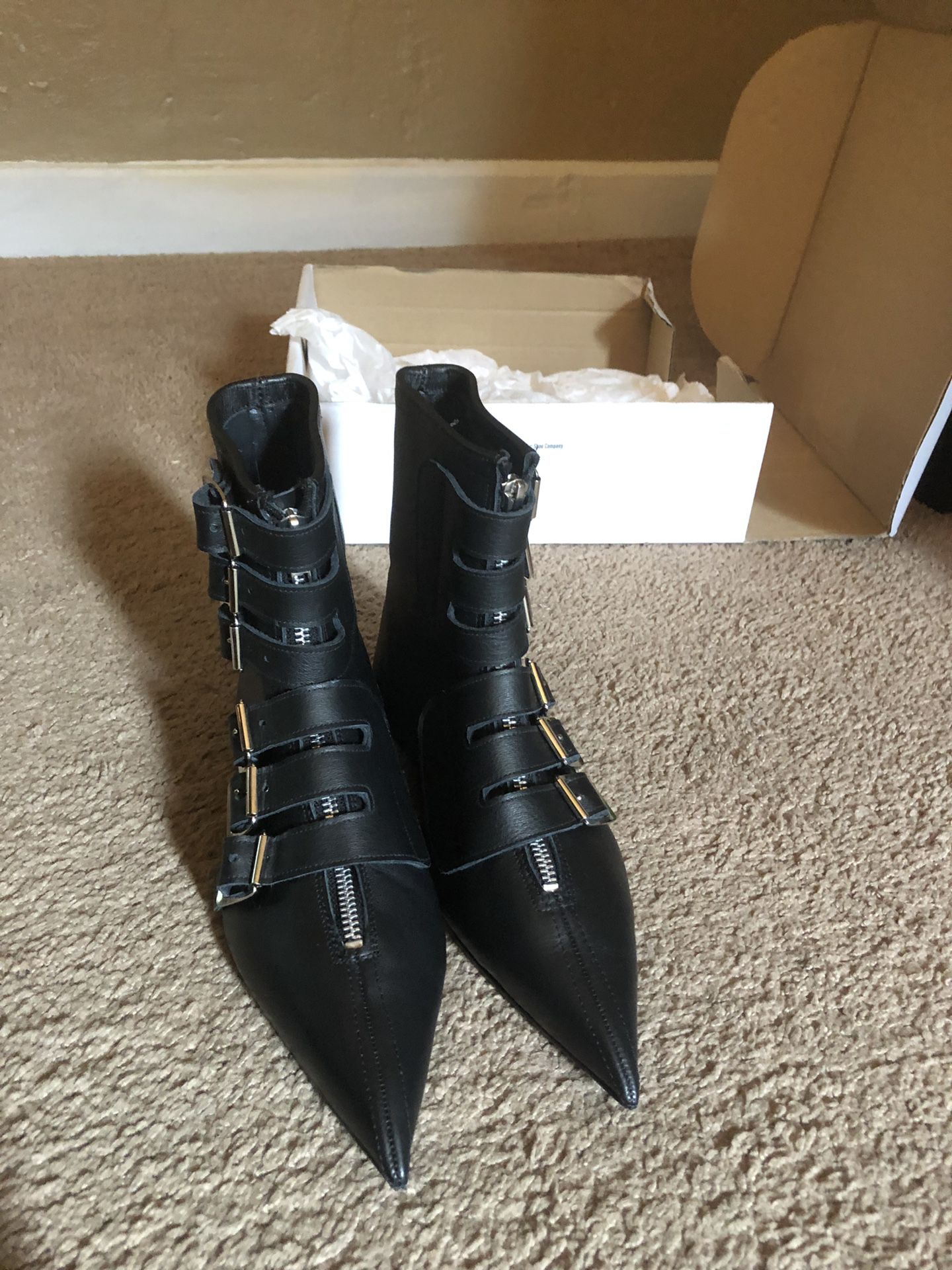6 buckle Gothic Pikes for Sale in Columbus, GA - OfferUp