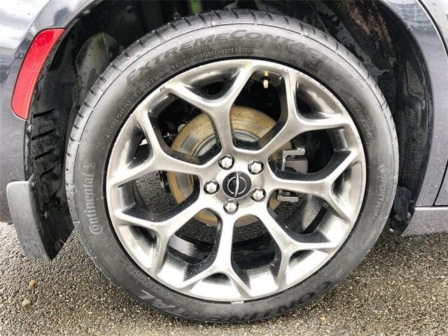 2017 Chrysler 300
