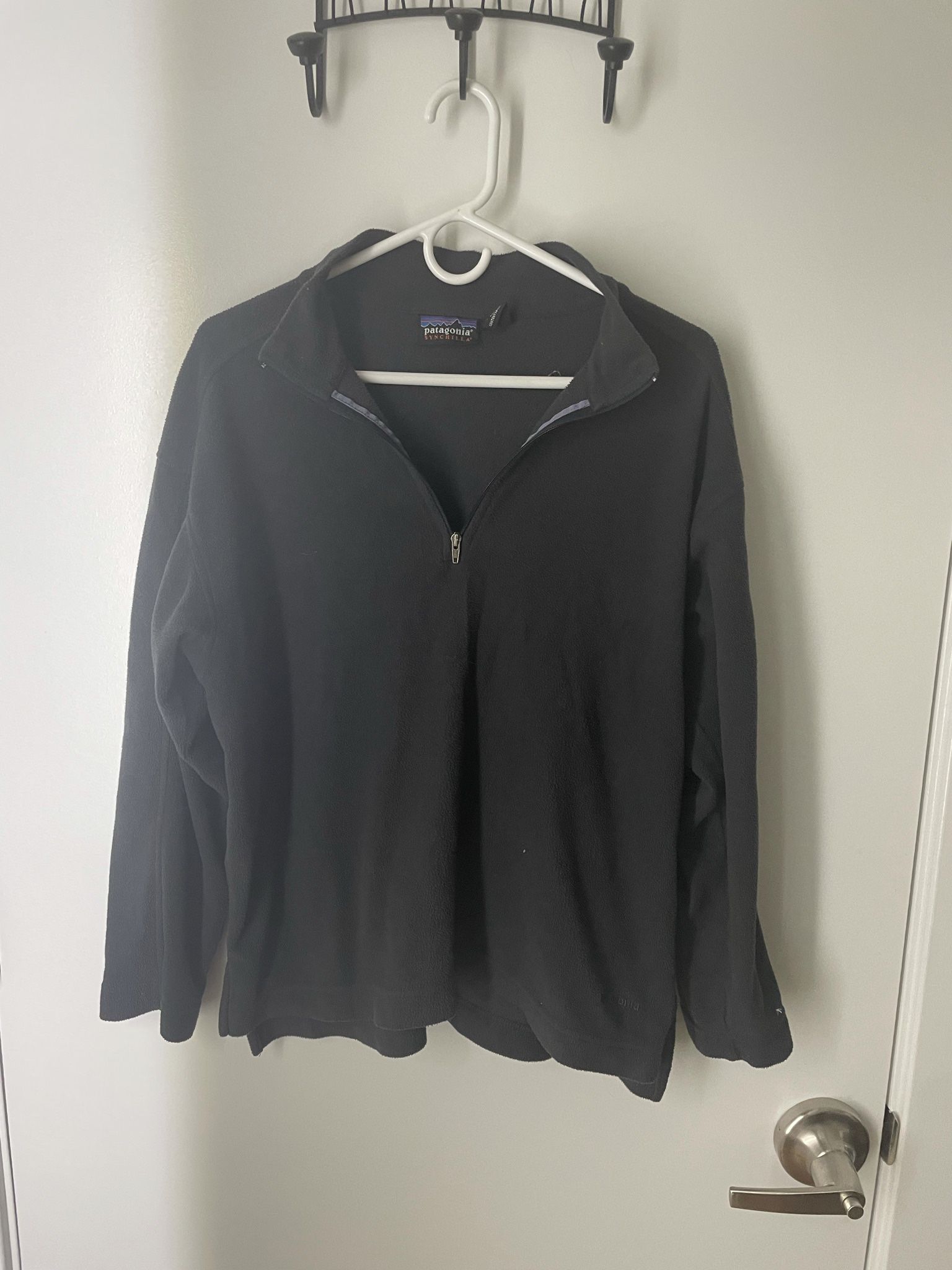Women’s Patagonia Fleece Jacket Size Medium