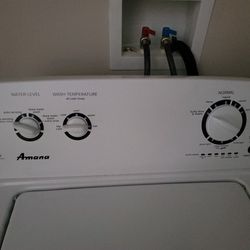 Washer Dryer $650. Electric,  Excellent Condition. 1yr Used. Thumbnail