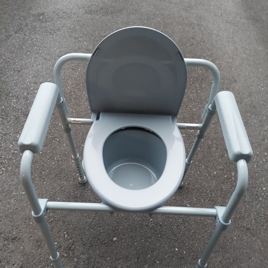 NEW Portable Commode