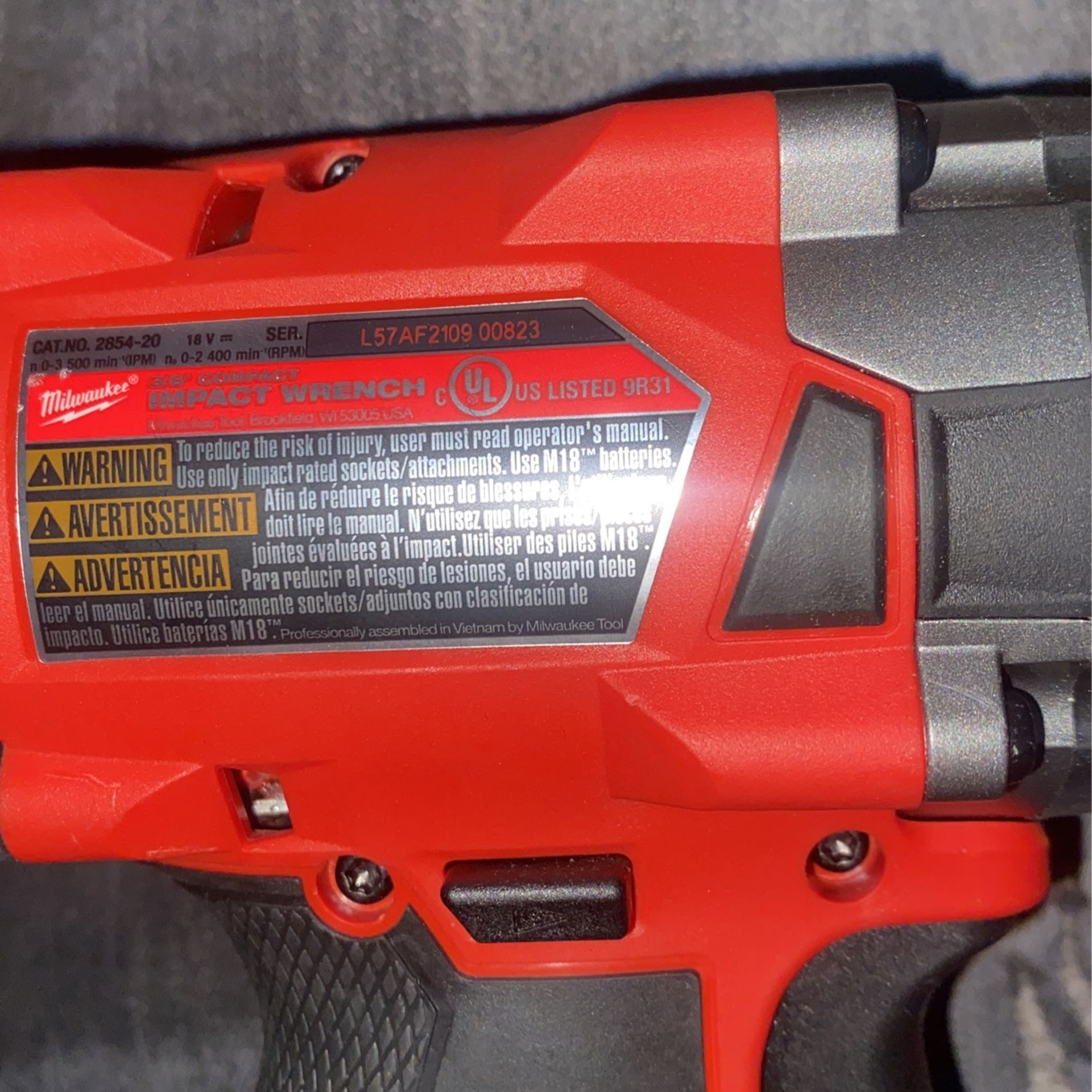 Milwaukee 3/8 Compact Impact Wrench