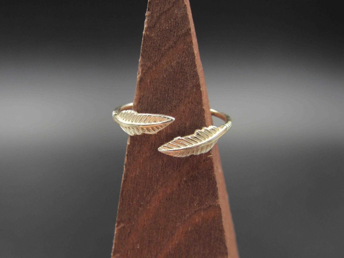 Size 7.5 Sterling Silver Open Style Feather Band Ring Vintage Statement Engagement Wedding Promise Anniversary Bridal Cocktail