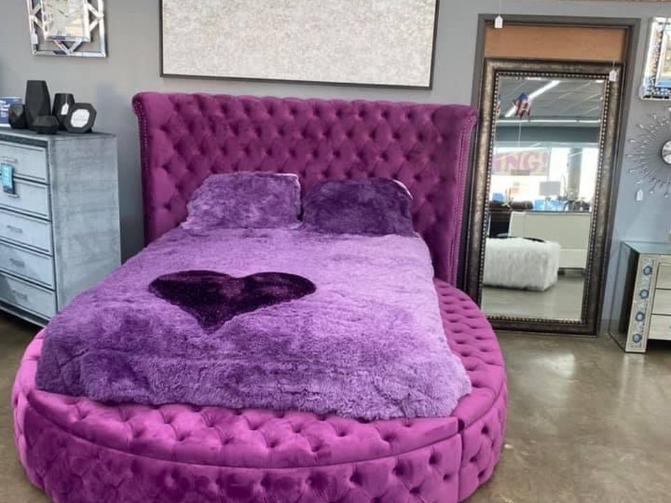 Signature Home Furniture Outlet