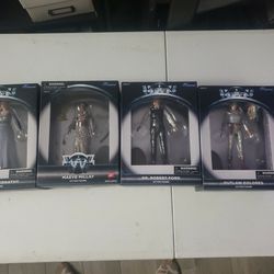 Set Of 4 Westworld Action Figures Collection New  Thumbnail