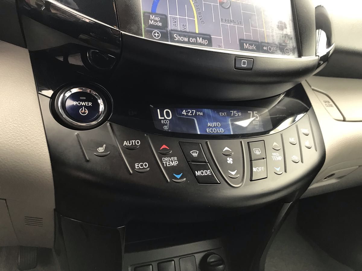 2013 Toyota RAV4 EV