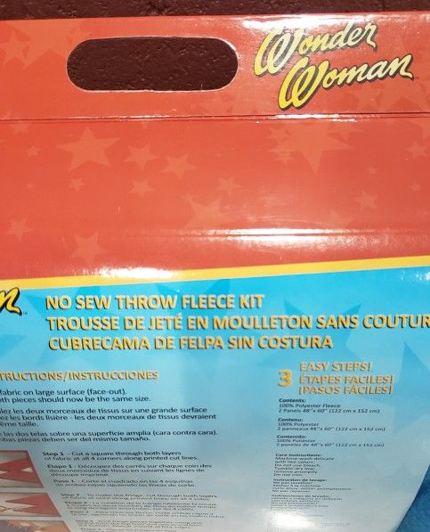 DC Justice League Wonder Woman No Sew Blanket Throw Fleece Kit