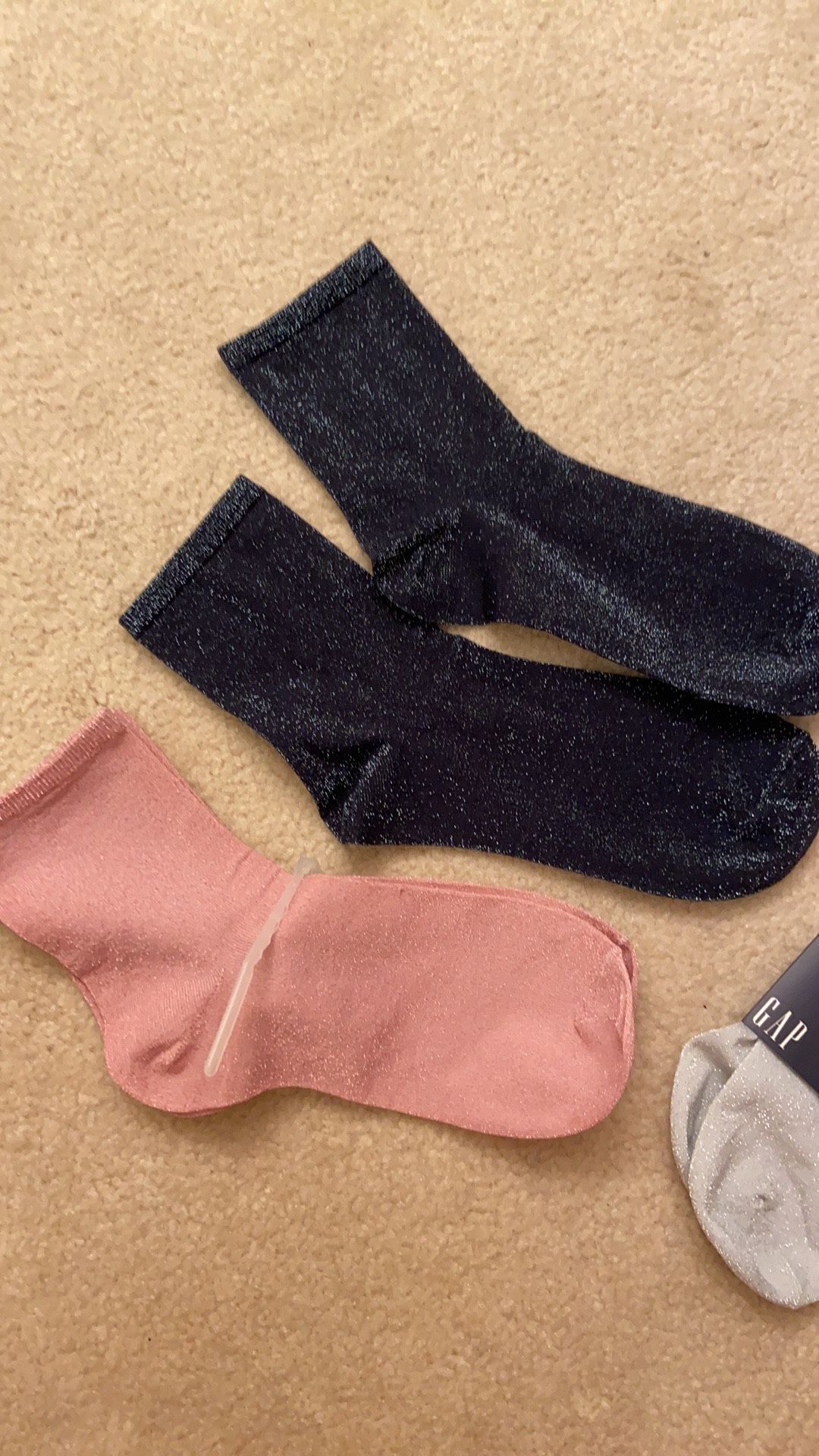 Women’s socks bundle. 4 pairs