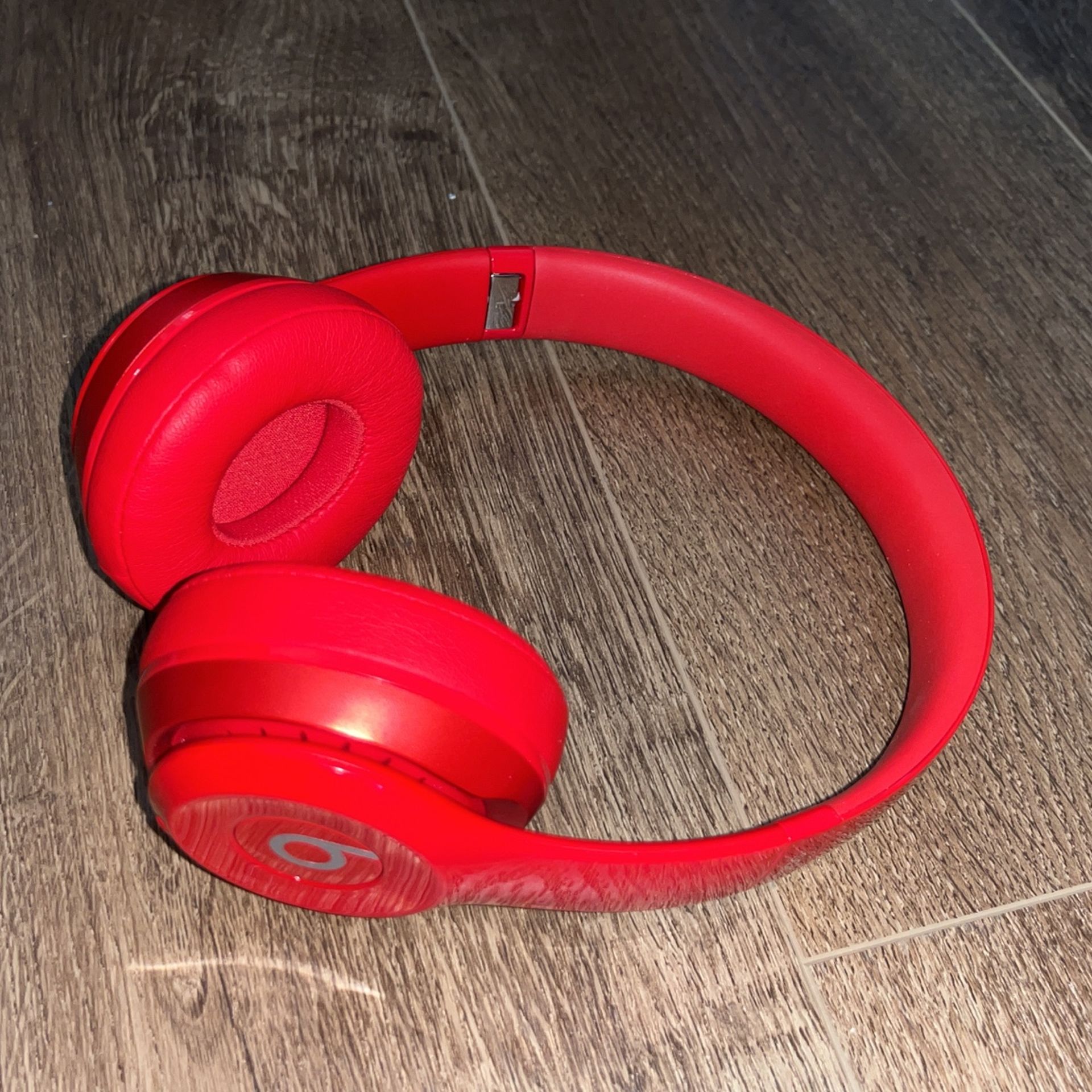 Wireless Beats Solo 2