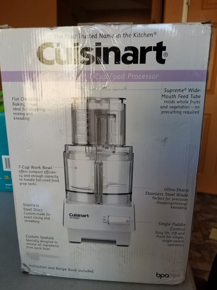 Cuisinart 7 cup food processor - New