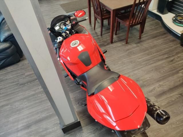 2004 Triumph Daytona 600