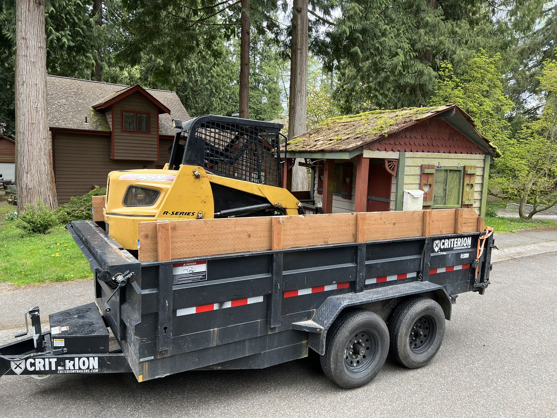 Excavator Skid Steer S E R V I C E S