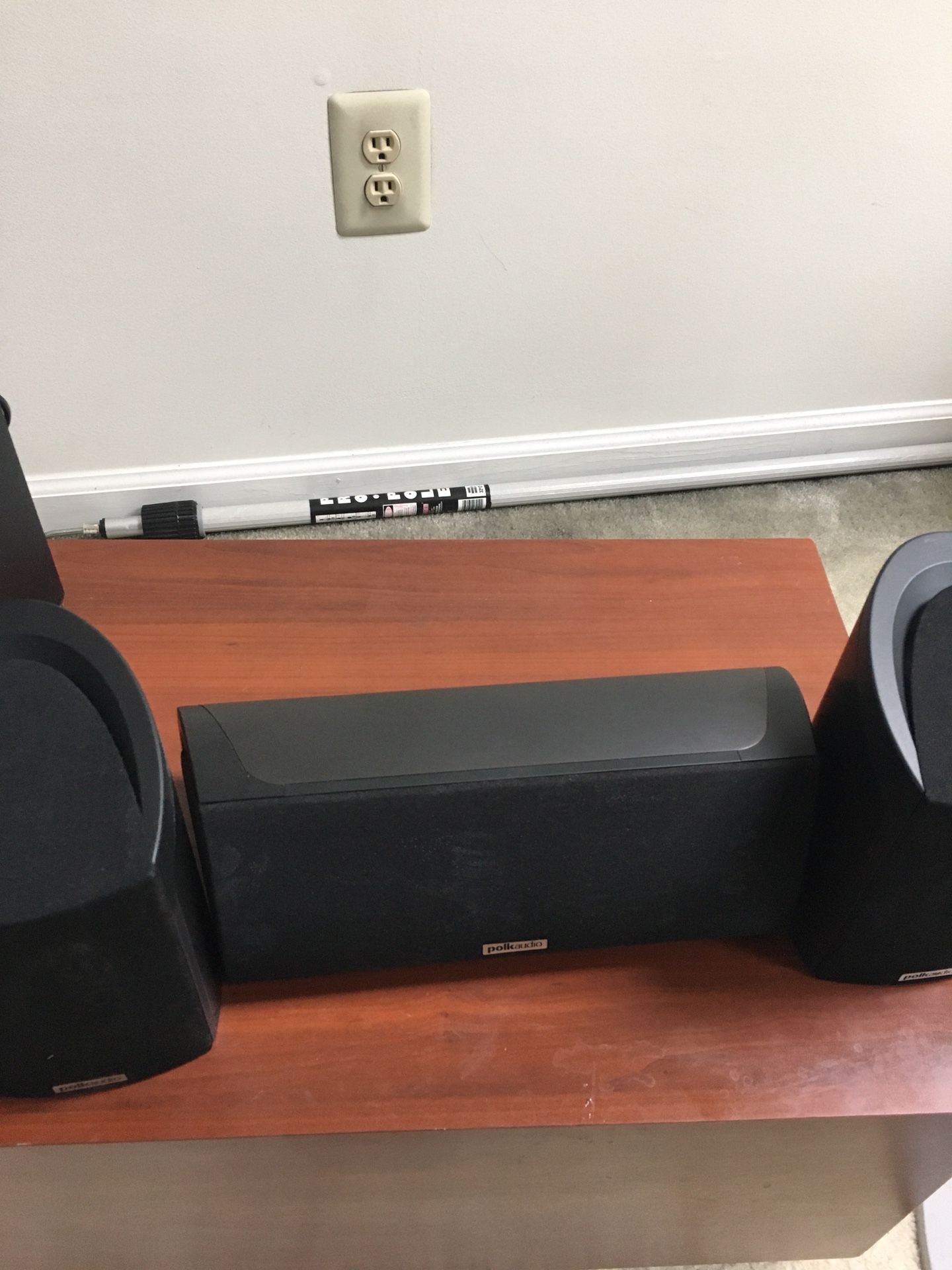 Polk Audio Subwoofer And 3 Speakers!!
