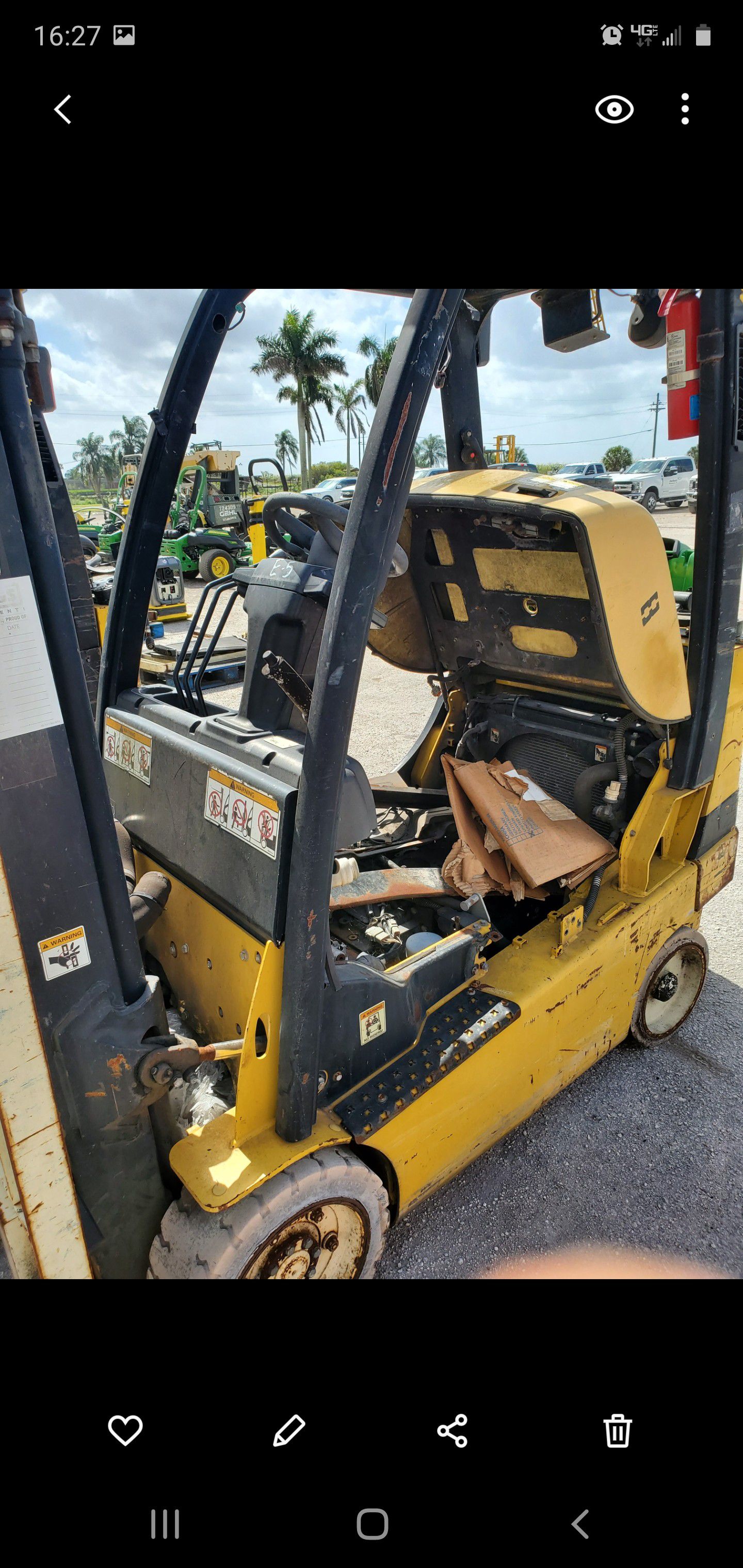 Forklift YALE