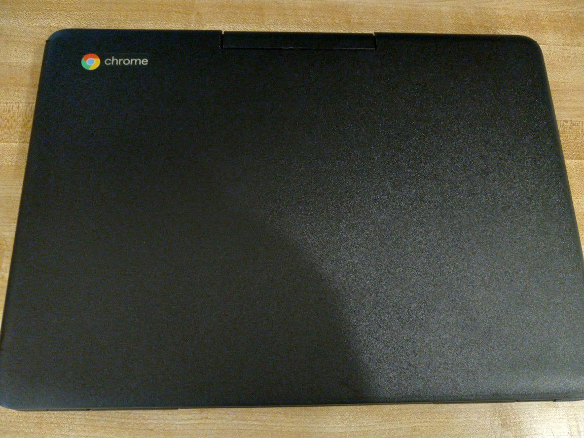 Lenovo N23 Chromebook 11.6 Laptop Intel 16GB Black w/ Onn Universal Laptop Charger.