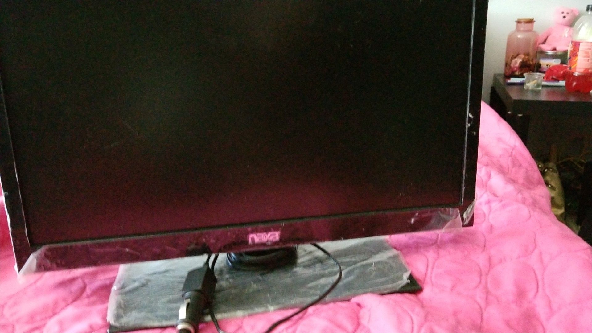 Naxa screen outdoor (trailer, car,camping)indoor use