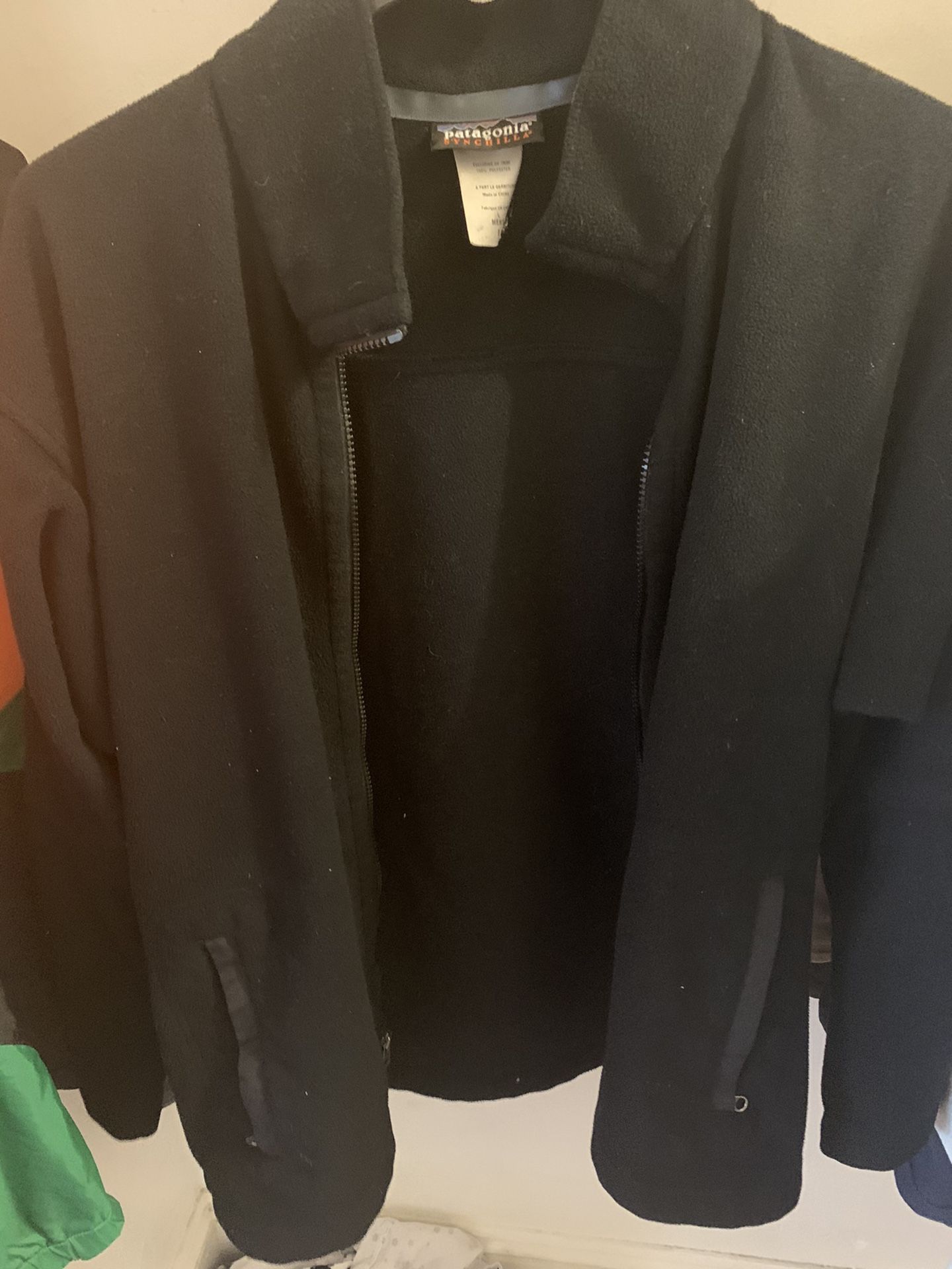 Mens Black Patagonia Synchilla Size L
