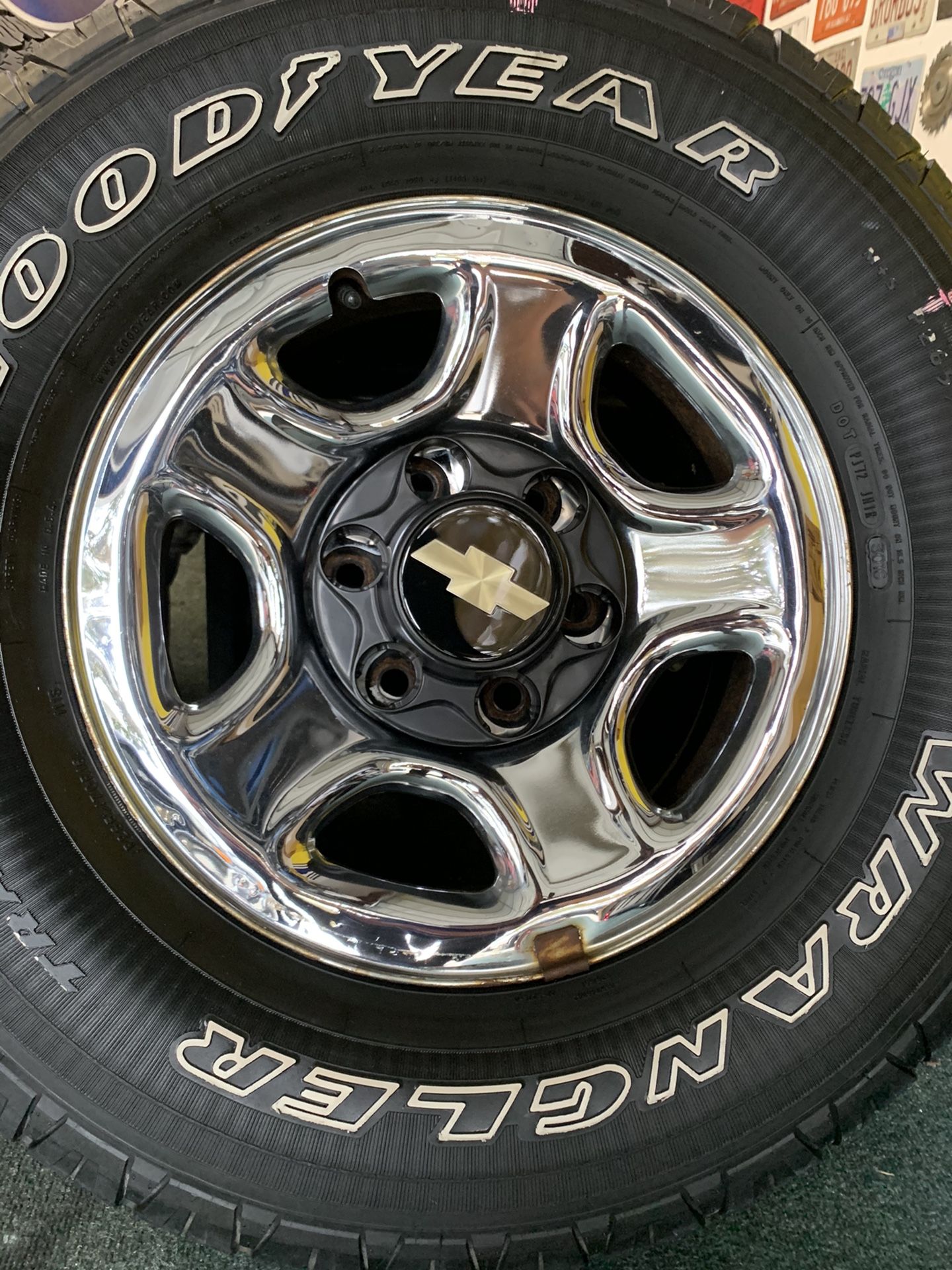 6 Lug Chevy Wheels Tires And Caps