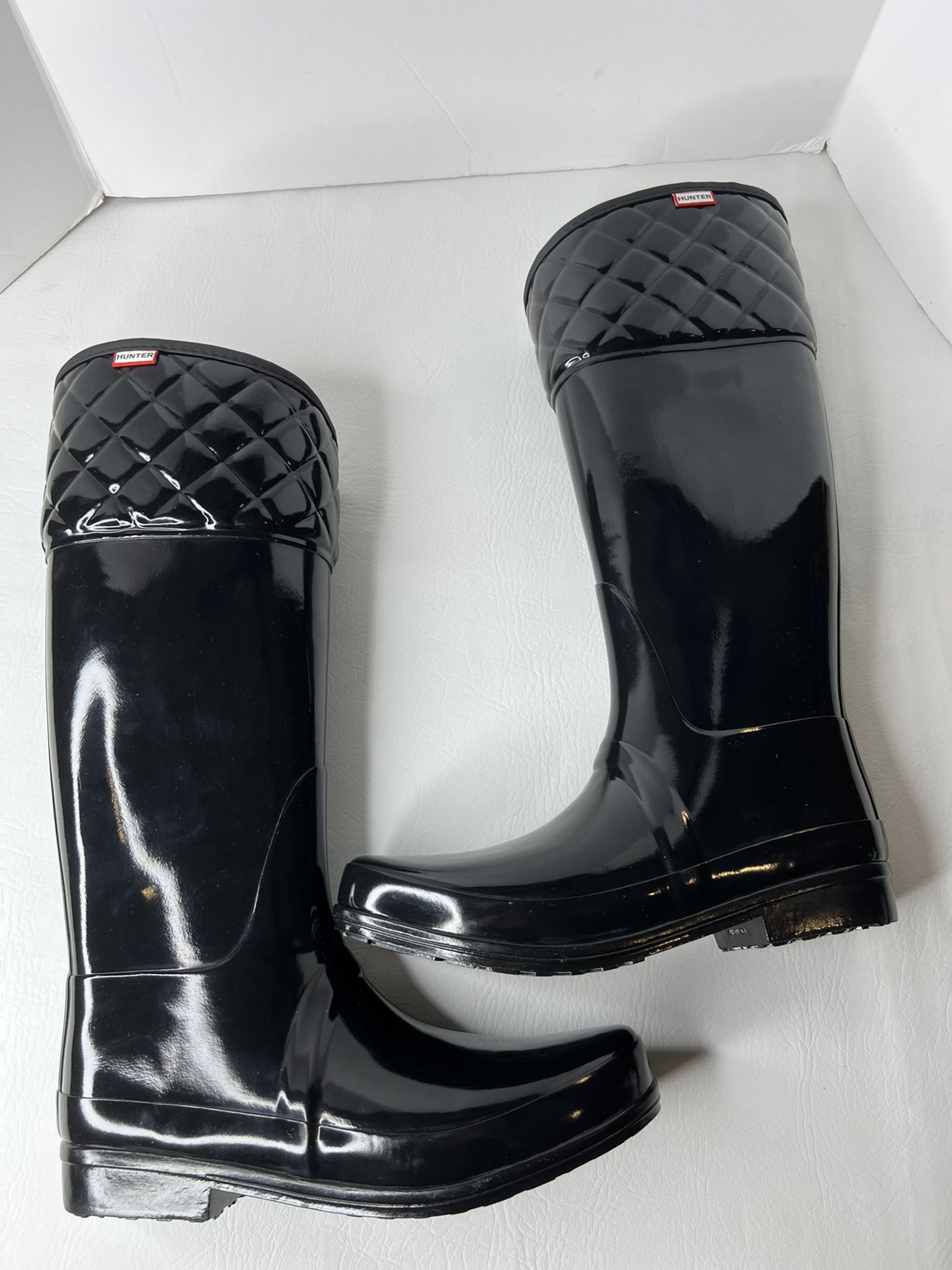 NEW in box HUNTER black rubber rain boots size 11